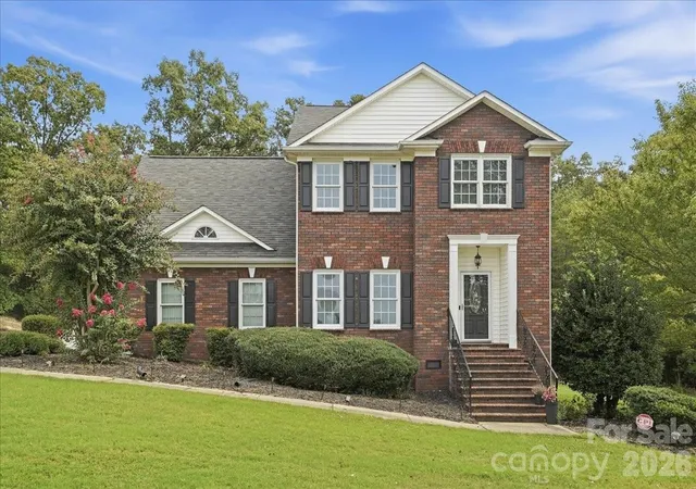 Photo 3 of Single family home for sale at 417 Gray Fox Dr, Oakboro, NC 28129 | MLS# 4425635 | Listing updated on 2026-09-22