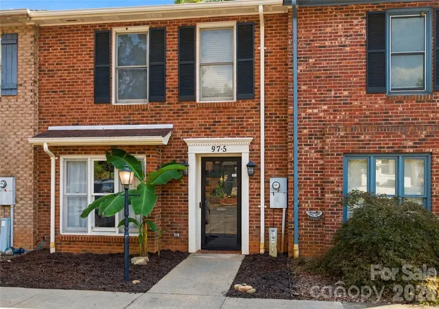 Photo 3 of Townhouse for sale at 97 Edgemont Ave #5, Shelby, NC 28150 | MLS# 4425639 | Listing updated on 2026-09-23