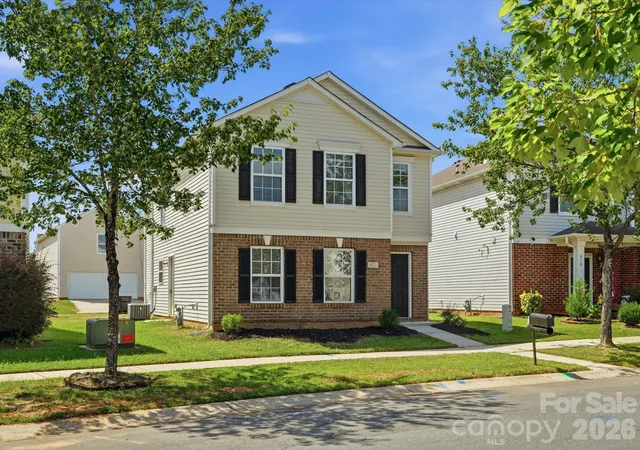 Photo 1 of Single family home for sale at 822 Sinclair Dr, Monroe, NC 28112 | MLS# 4425646 | Listing updated on 2026-10-09