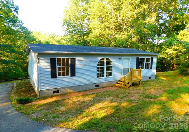 Photo 1 of Single family home for sale at 2503 Messer St, Valdese, NC 28690 | MLS# 4425648 | Listing updated on 2026-09-25
