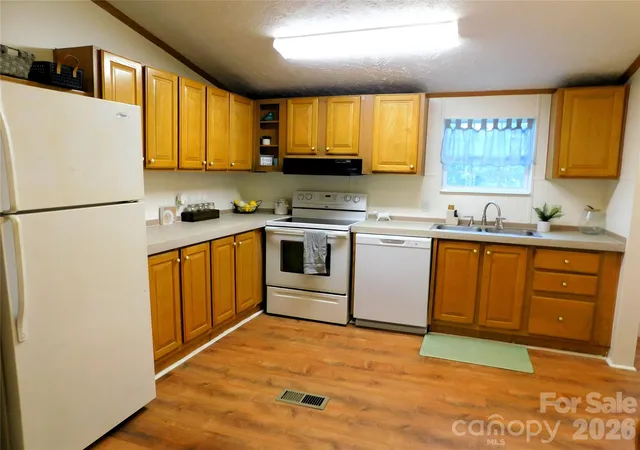 Photo 3 of Single family home for sale at 2503 Messer St, Valdese, NC 28690 | MLS# 4425648 | Listing updated on 2026-09-25