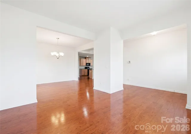 Photo 3 of Single family home for sale at 3341 Linetender Dr, Davidson, NC 28036 | MLS# 4425656 | Listing updated on 2026-09-30