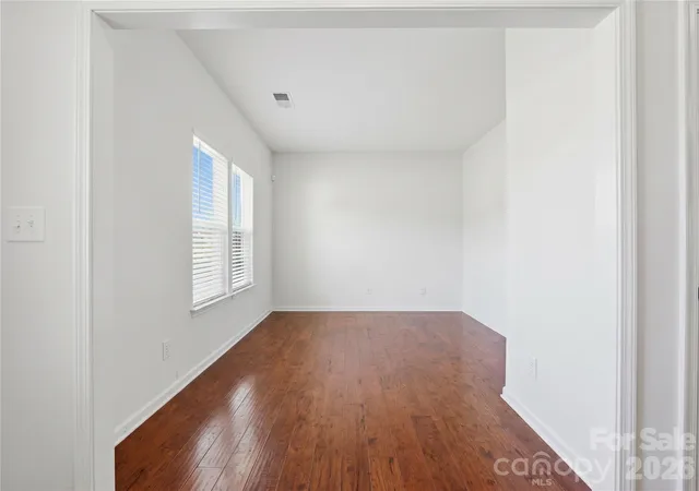 Photo 3 of Single family home for sale at 3341 Linetender Dr, Davidson, NC 28036 | MLS# 4425656 | Listing updated on 2026-09-30