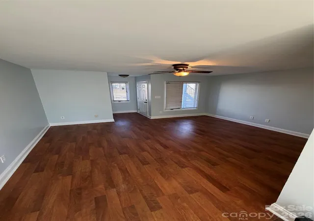 Photo 3 of Condo for sale at 1914 Meadowlark Ln #6, Charlotte, NC 28210 | MLS# 4425657 | Listing updated on 2026-09-29