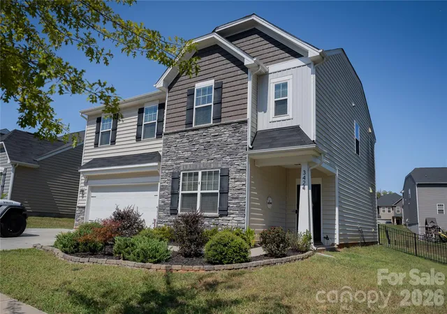 Photo 1 of Single family home for sale at 3424 Southern Red Oak Ln, Gastonia, NC 28056 | MLS# 4425663 | Listing updated on 2026-10-02