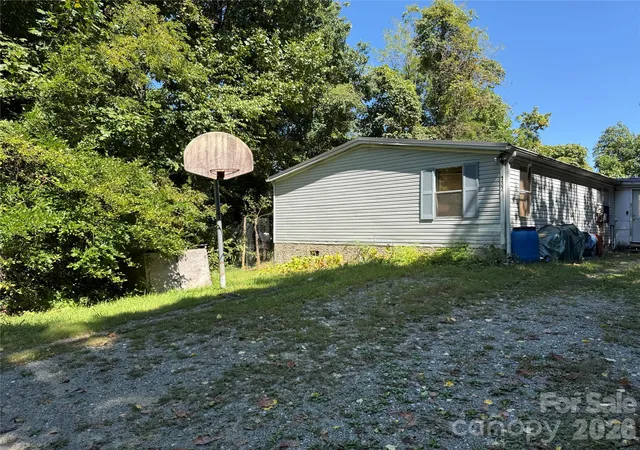 Photo 1 of Single family home for sale at 137 Nancy Mountain Rd, Rosman, NC 28772 | MLS# 4425697 | Listing updated on 2026-10-06