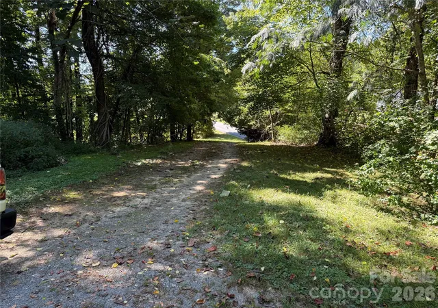 Photo 3 of Single family home for sale at 137 Nancy Mountain Rd, Rosman, NC 28772 | MLS# 4425697 | Listing updated on 2026-10-06