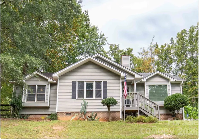 Photo 1 of Single family home for sale at 1154 Birchwood Dr, Clover, SC 29710 | MLS# 4425698 | Listing updated on 2026-10-01