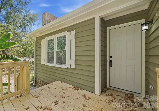 Photo 4 of Single family home for sale at 2108 Waxhaw Marvin Rd, Waxhaw, NC 28173 | MLS# 4425702 | Listing updated on 2026-09-21