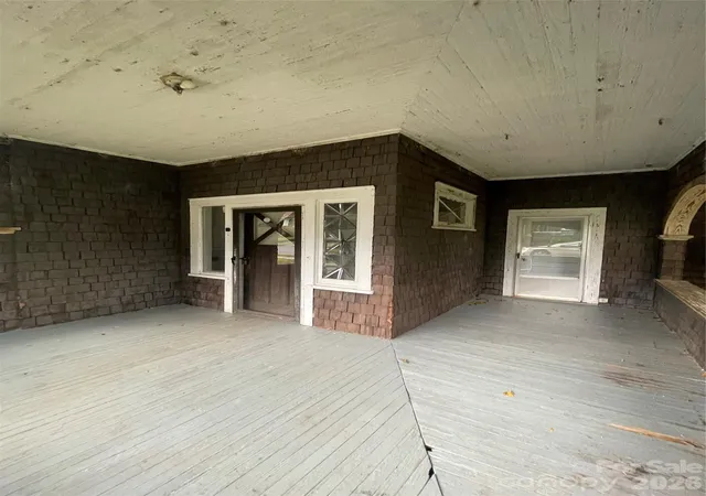 Photo 2 of Single family home for sale at 530 Council St, Salisbury, NC 28144 | MLS# 4425707 | Listing updated on 2026-09-21