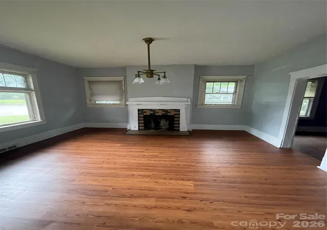 Photo 3 of Single family home for sale at 530 Council St, Salisbury, NC 28144 | MLS# 4425707 | Listing updated on 2026-09-21
