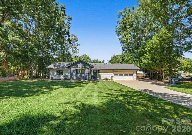 Photo 1 of Single family home for sale at 201 Wood Duck Loop, Mooresville, NC 28117 | MLS# 4425713 | Listing updated on 2026-10-18