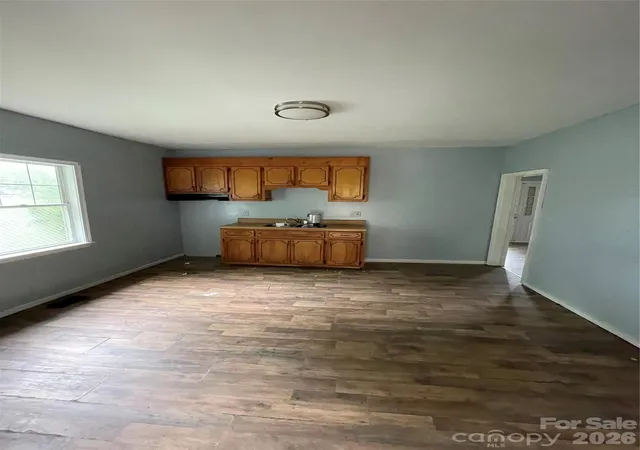 Photo 4 of Single family home for sale at 411 Klumac Rd, Salisbury, NC 28144 | MLS# 4425722 | Listing updated on 2026-09-18