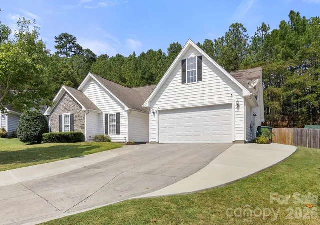 Photo 2 of Single family home for sale at 11110 Caroline Whitney Cir, Charlotte, NC 28212 | MLS# 4425727 | Listing updated on 2026-10-15