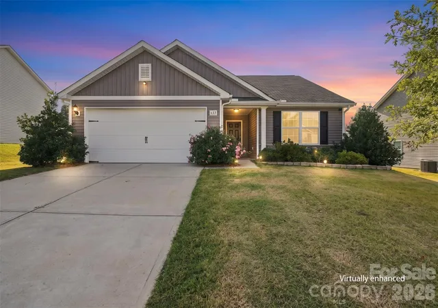 Photo 2 of Single family home for sale at 433 Belcaro Dr, Kings Mountain, NC 28086 | MLS# 4425729 | Listing updated on 2026-09-23
