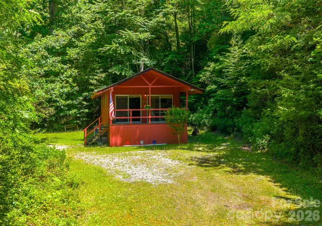 Photo 1 of Single family home for sale at 255 Bailey Ave, Bryson City, NC 28713 | MLS# 4425736 | Listing updated on 2026-09-18