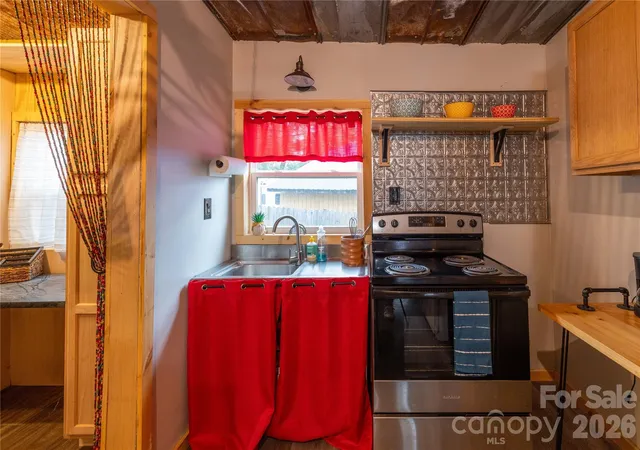Photo 3 of Single family home for sale at 118 Lake Tillery Trl #322 section A, Mount Gilead, NC 27306 | MLS# 4425741 | Listing updated on 2026-09-22