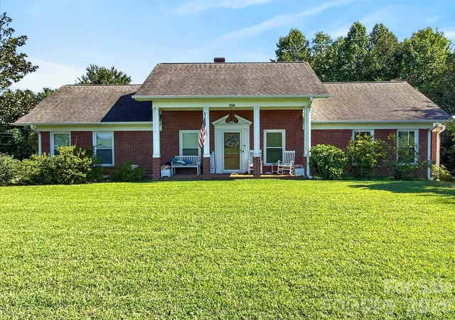 Single family home for sale at 159 W Mountain St, Rutherfordton, NC 28139 | MLS# 4425745