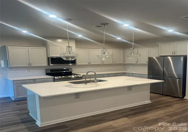 Photo 4 of Townhouse for sale at 9021 Northfield Xing Dr, Charlotte, NC 28269 | MLS# 4425753 | Listing updated on 2026-10-26