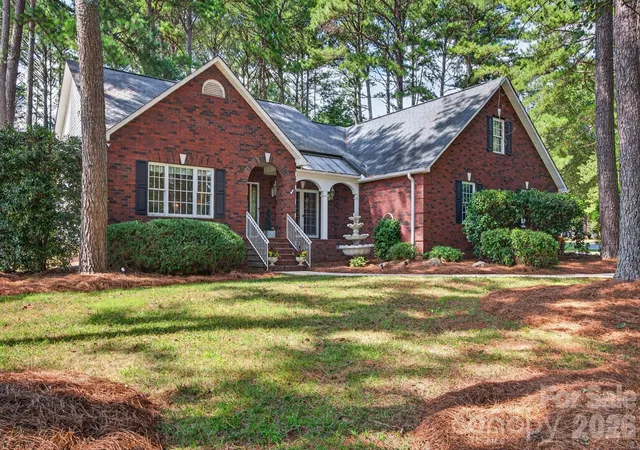 Photo 1 of Single family home for sale at 190 Bonaventure Dr, Salisbury, NC 28147 | MLS# 4425766 | Listing updated on 2026-09-18