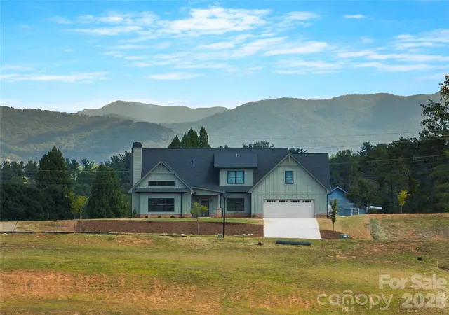 Photo 2 of Single family home for sale at 11 Sky Dr S #2, Asheville, NC 28806 | MLS# 4425773 | Listing updated on 2026-09-22