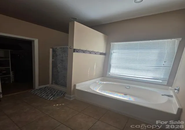Photo 3 of Single family home for sale at 11619 Bowsby Ct, Charlotte, NC 28215 | MLS# 4425781 | Listing updated on 2026-10-07