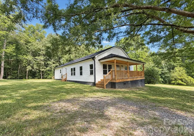 Single family home for sale at 1450 Zion Church Rd, Gold Hill, NC 28071 | MLS# 4425785
