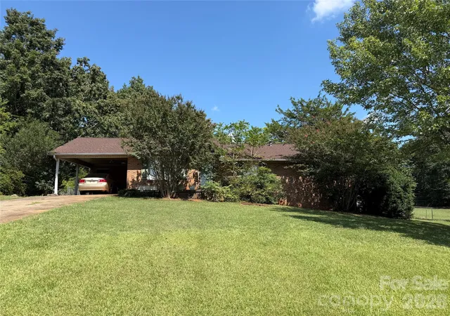 Photo 1 of Single family home for sale at 269 Old Henrietta Rd, Forest City, NC 28043 | MLS# 4425792 | Listing updated on 2026-09-18