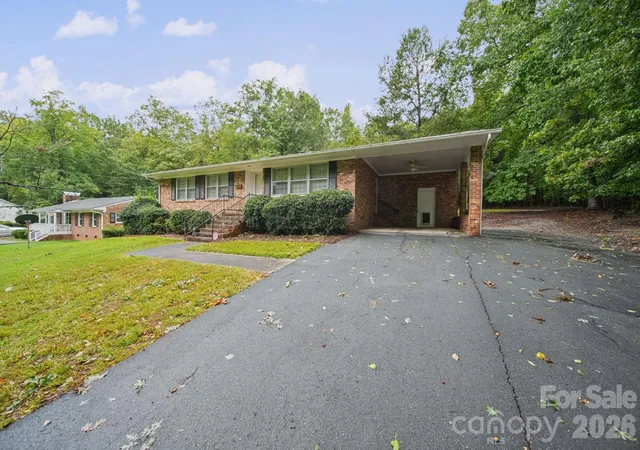 Photo 2 of Single family home for sale at 204 Breslin St, Wadesboro, NC 28170 | MLS# 4425795 | Listing updated on 2026-09-28