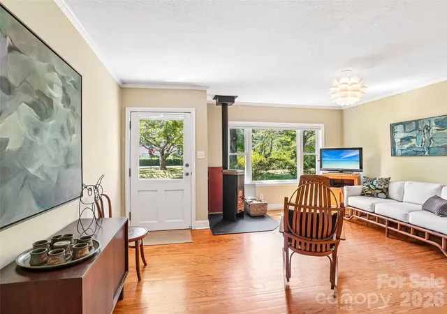 Photo 3 of Single family home for sale at 75 Cisco Rd, Asheville, NC 28805 | MLS# 4425797 | Listing updated on 2026-10-07