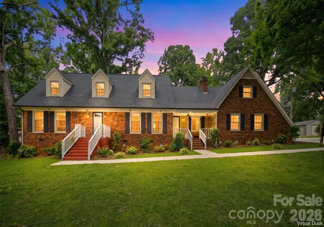Photo 1 of Single family home for sale at 709 Woodside Dr, Kings Mountain, NC 28086 | MLS# 4425802 | Listing updated on 2026-09-22