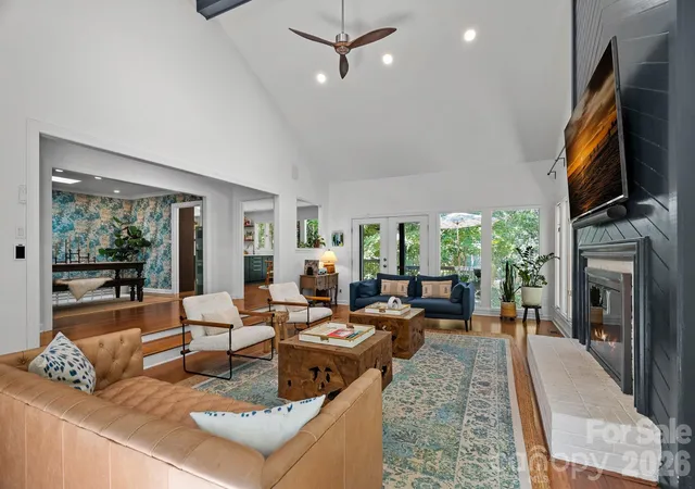 Photo 3 of Single family home for sale at 3100 Indian Rock Rd, Charlotte, NC 28270 | MLS# 4425804 | Listing updated on 2026-09-19