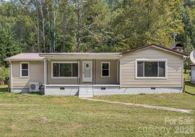 Photo 2 of Single family home for sale at 4078 Nc 208 Hwy, Marshall, NC 28753 | MLS# 4425810 | Listing updated on 2026-10-09