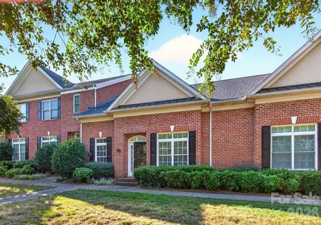 Photo 1 of Townhouse for sale at 343 Liverpool Rd, Rock Hill, SC 29730 | MLS# 4425811 | Listing updated on 2026-10-20