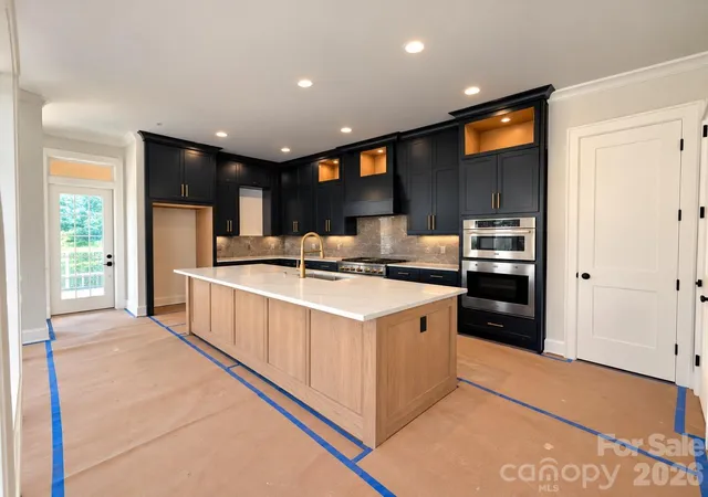 Photo 2 of Single family home for sale at 4917 Marina Dr #46, Sherrills Ford, NC 28673 | MLS# 4425816 | Listing updated on 2026-09-30