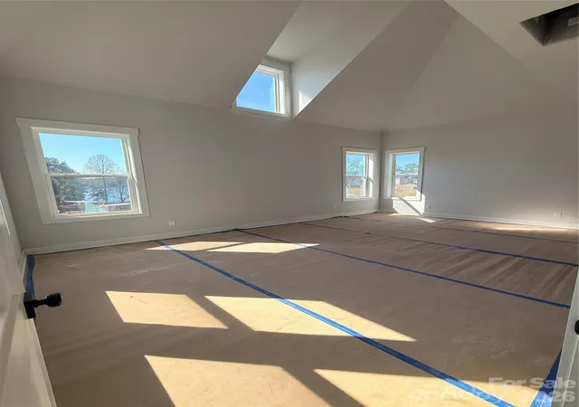 Photo 3 of Single family home for sale at 4917 Marina Dr #46, Sherrills Ford, NC 28673 | MLS# 4425816 | Listing updated on 2026-09-30