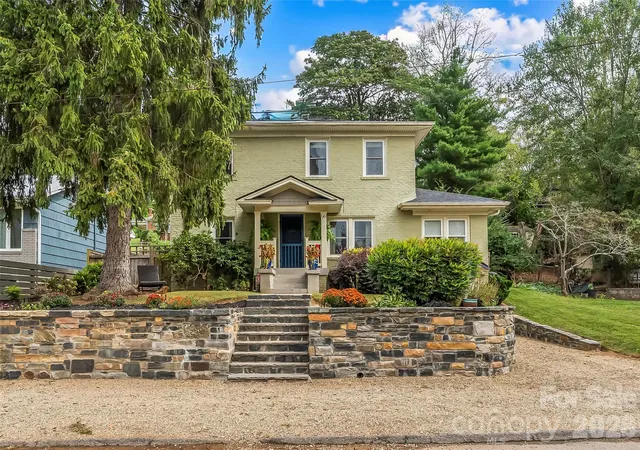 Photo 1 of Single family home for sale at 96 Longview Rd, Asheville, NC 28806 | MLS# 4425822 | Listing updated on 2026-09-26