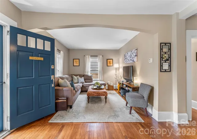 Photo 3 of Single family home for sale at 96 Longview Rd, Asheville, NC 28806 | MLS# 4425822 | Listing updated on 2026-09-26