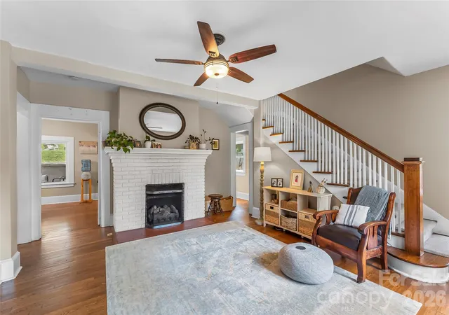 Photo 4 of Single family home for sale at 96 Longview Rd, Asheville, NC 28806 | MLS# 4425822 | Listing updated on 2026-09-26