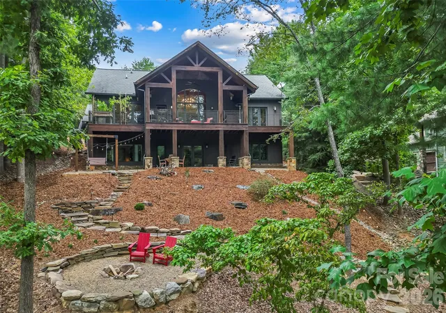 Photo 1 of Single family home for sale at 5069 Lighthouse Ct, Morganton, NC 28655 | MLS# 4425829 | Listing updated on 2026-09-21