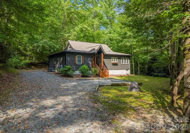 Photo 3 of Single family home for sale at 126 Swans Way W, Lake Lure, NC 28746 | MLS# 4425832 | Listing updated on 2026-09-24