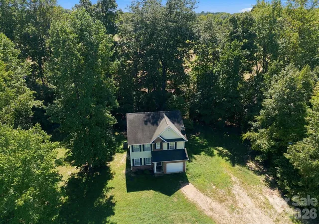Photo 2 of Single family home for sale at 207 Aceland Cir, Salisbury, NC 28146 | MLS# 4425873 | Listing updated on 2026-10-04