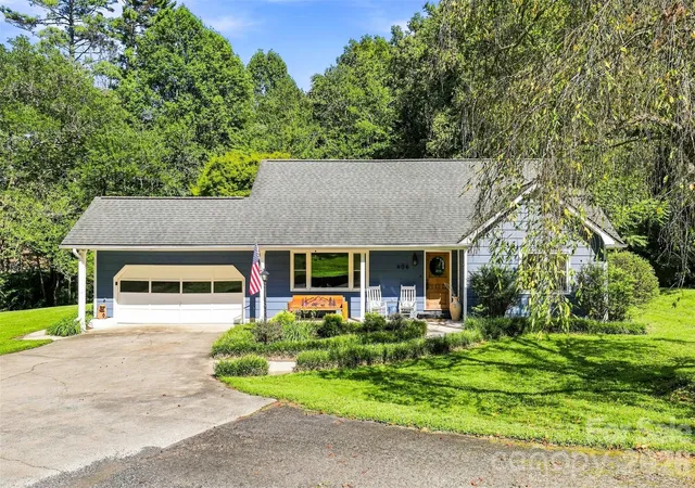 Photo 3 of Single family home for sale at 406 Friendship Ln, Pisgah Forest, NC 28768 | MLS# 4425881 | Listing updated on 2026-10-08