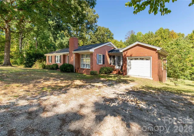 Photo 1 of Single family home for sale at 3667 Pageland Hwy, Lancaster, SC 29720 | MLS# 4425882 | Listing updated on 2026-09-19