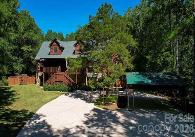 Photo 3 of Single family home for sale at 1040 Lawhon Rd, Blythewood, SC 29016 | MLS# 4425889 | Listing updated on 2026-10-07
