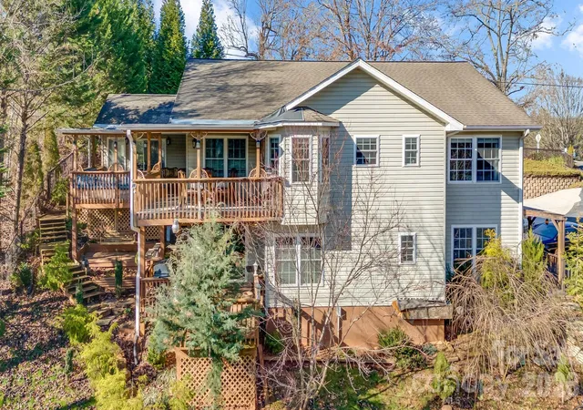 Photo 2 of Single family home for sale at 254 Jupiter Rd, Weaverville, NC 28787 | MLS# 4425895 | Listing updated on 2026-09-29
