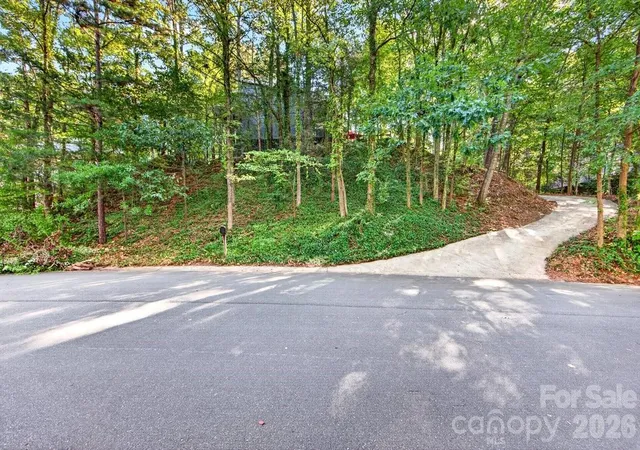 Photo 3 of Single family home for sale at 3240 Johnny Cake Ln, Charlotte, NC 28226 | MLS# 4425900 | Listing updated on 2026-10-01
