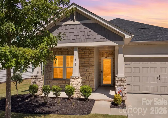 Photo 3 of Single family home for sale at 4931 Trigney Ct, Charlotte, NC 28214 | MLS# 4425902 | Listing updated on 2026-10-01