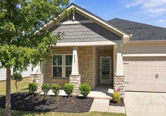 Photo 4 of Single family home for sale at 4931 Trigney Ct, Charlotte, NC 28214 | MLS# 4425902 | Listing updated on 2026-10-01