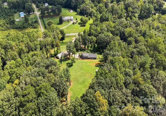 Photo 2 of Single family home for sale at 1732 Paul Payne Store Rd, Taylorsville, NC 28681 | MLS# 4425907 | Listing updated on 2026-09-19